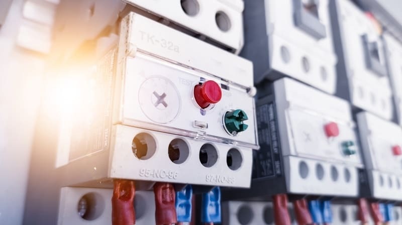 Nhóm aptomat – thiết bị đóng cắt và bảo vệ mạch