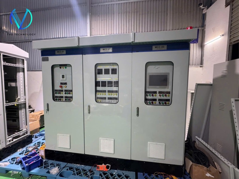 Tủ điện nội địa