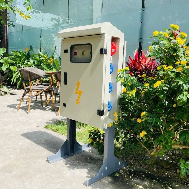Vai trò của tủ điện tạm thi công trong công trình