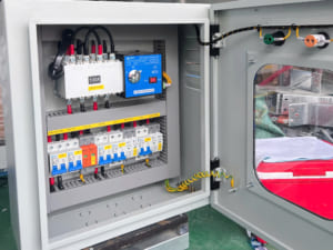 tủ điện solar thiết kế theo yêu cầu
